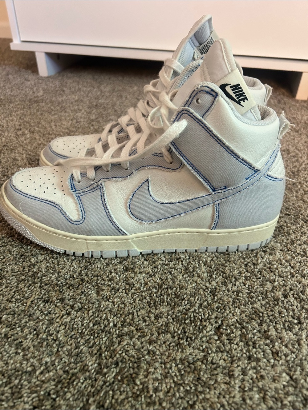 Nike High-Top Sneakers - Light Gray and Off-White